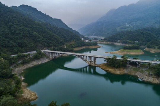 洞灣大橋