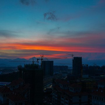 夕陽(yáng)
