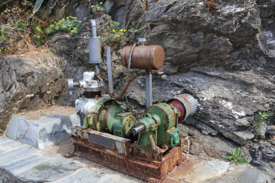小型發(fā)電機卷揚機