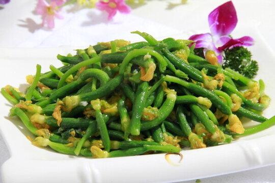清炒青瓜花