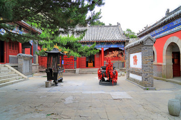 泰山風(fēng)景名勝區(qū)孔子廟