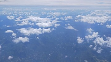 藍(lán)天白云