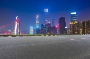 廣州珠江新城和公路路面