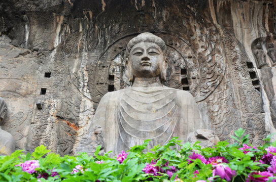 龍門(mén)石窟微笑千年的盧舍那大佛