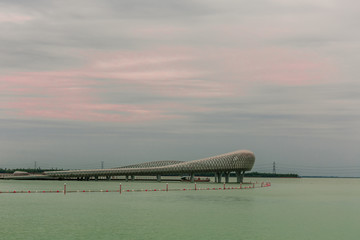 閱湖臺(tái)