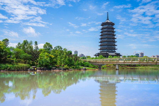 南寧五象湖公園五象塔