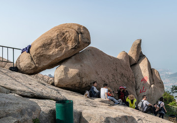 嶗山懸石