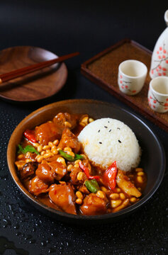 豬蹄蓋飯