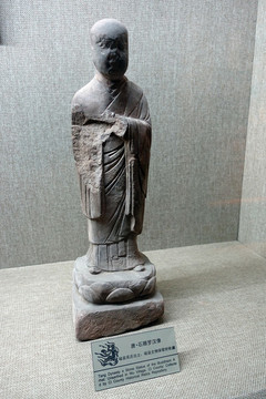 五代石雕羅漢像