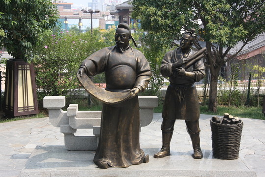 唐朝唐明皇雕像