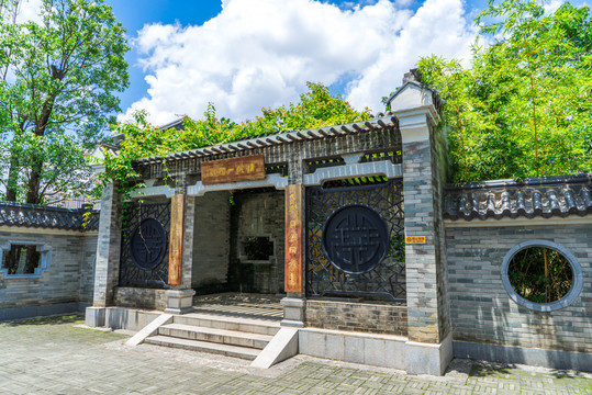 中式庭院大門