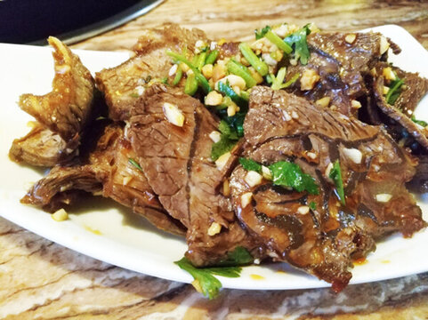 涼拌牛肉