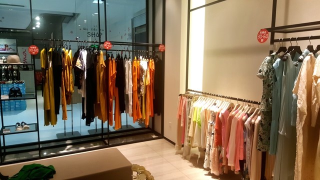 女裝專(zhuān)賣(mài)店