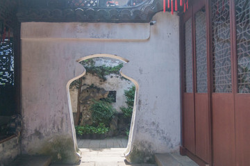 古典園林拱門(mén)