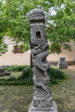 龍柱