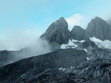 山