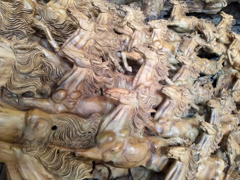 木雕馬