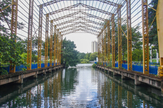 公園舊吊機(jī)