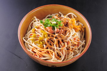 熱干面