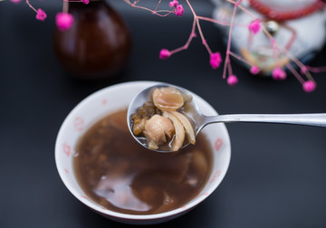 綠豆百合蓮子湯
