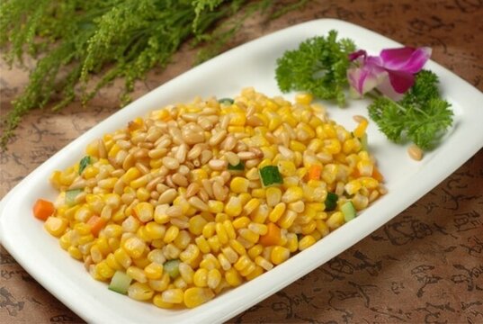 松仁玉米