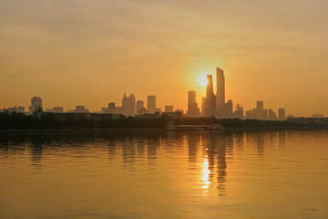 珠江新城早晨