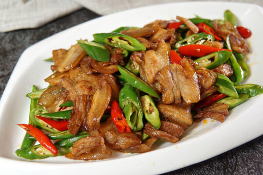 辣椒炒回鍋肉