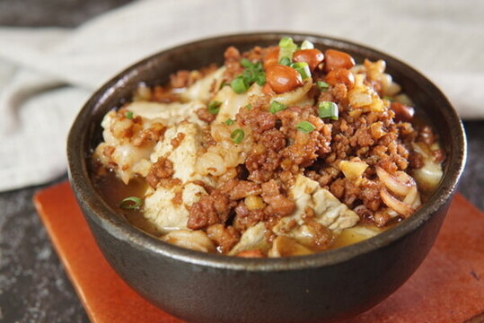 石鍋黑豆腐