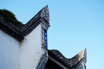 墻頭屋檐