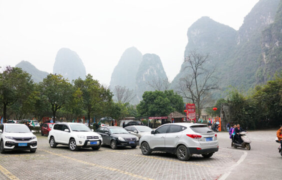 陽(yáng)朔街頭