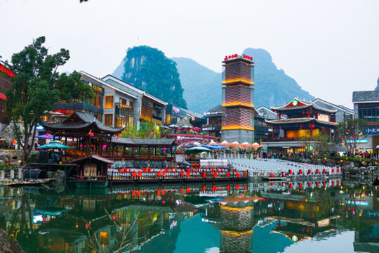 陽(yáng)朔