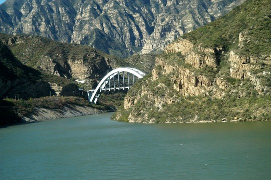 高山橋梁