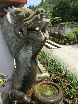 龍雕塑