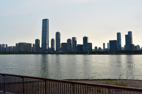 深圳
