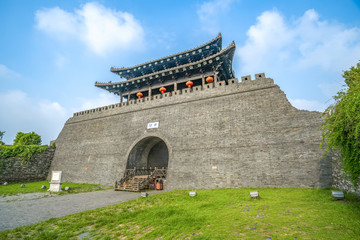 揚(yáng)州東關(guān)街古城樓