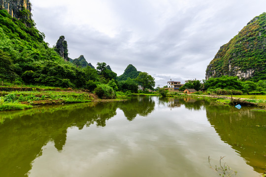 廣西鐘山十里畫廊
