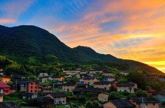 古村夕照