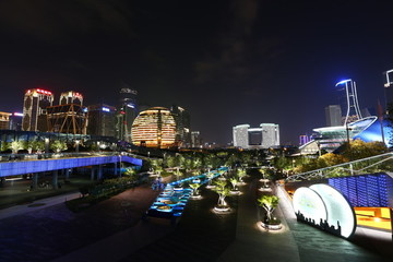 錢江新城夜景日月同輝