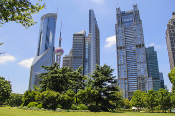 高樓大廈綠地