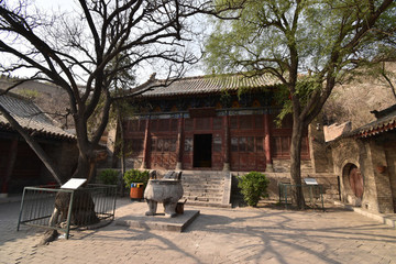 南響堂寺大雄寶殿