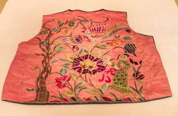 滿族刺繡圍涎