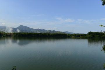 湖光山色