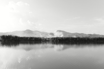 湖光山色
