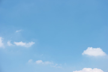 云