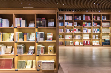 書(shū)店書(shū)架