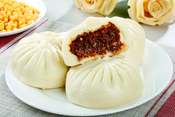 醬肉大包子