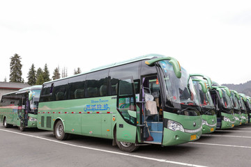 旅游景點大巴車