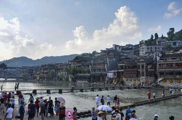 鳳凰古城旅游