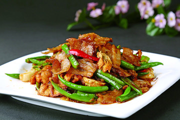 農(nóng)家肉炒雞蛋