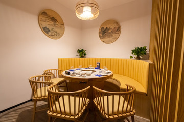 新中式餐廳環(huán)境